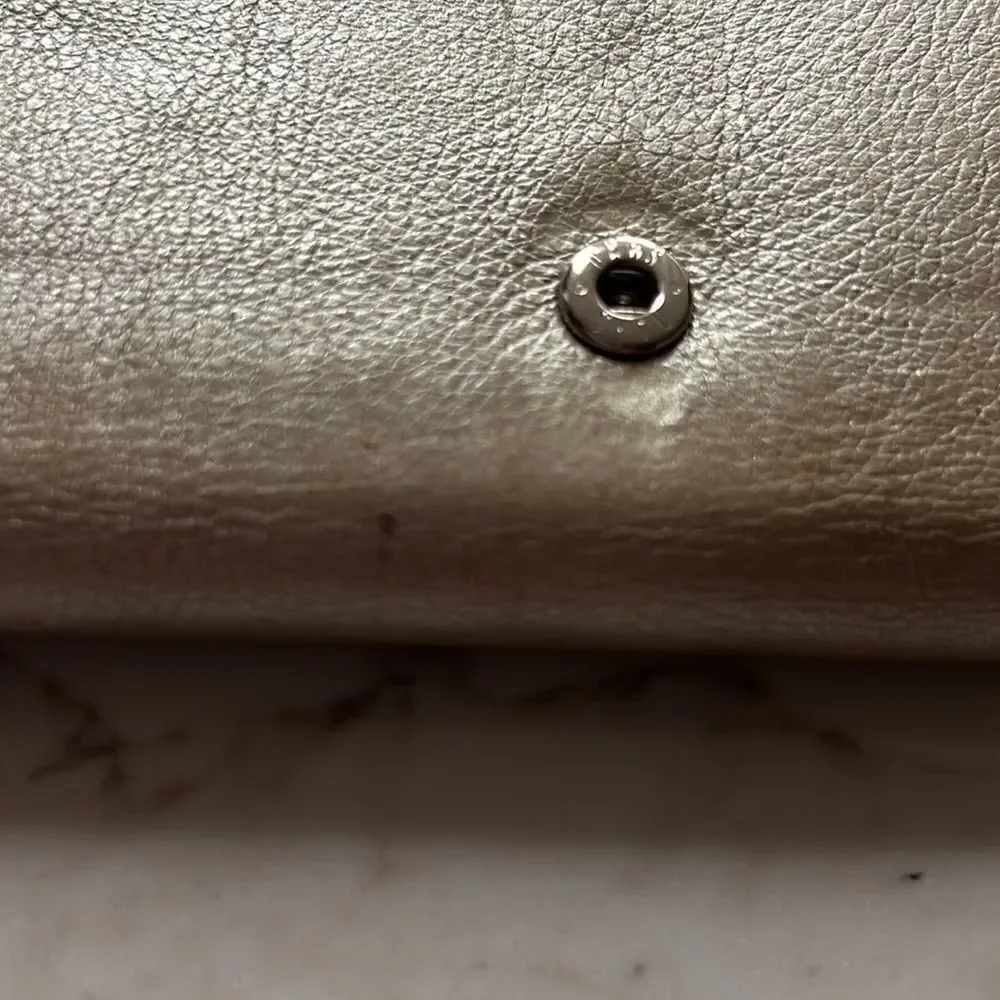 N/A minimal signs